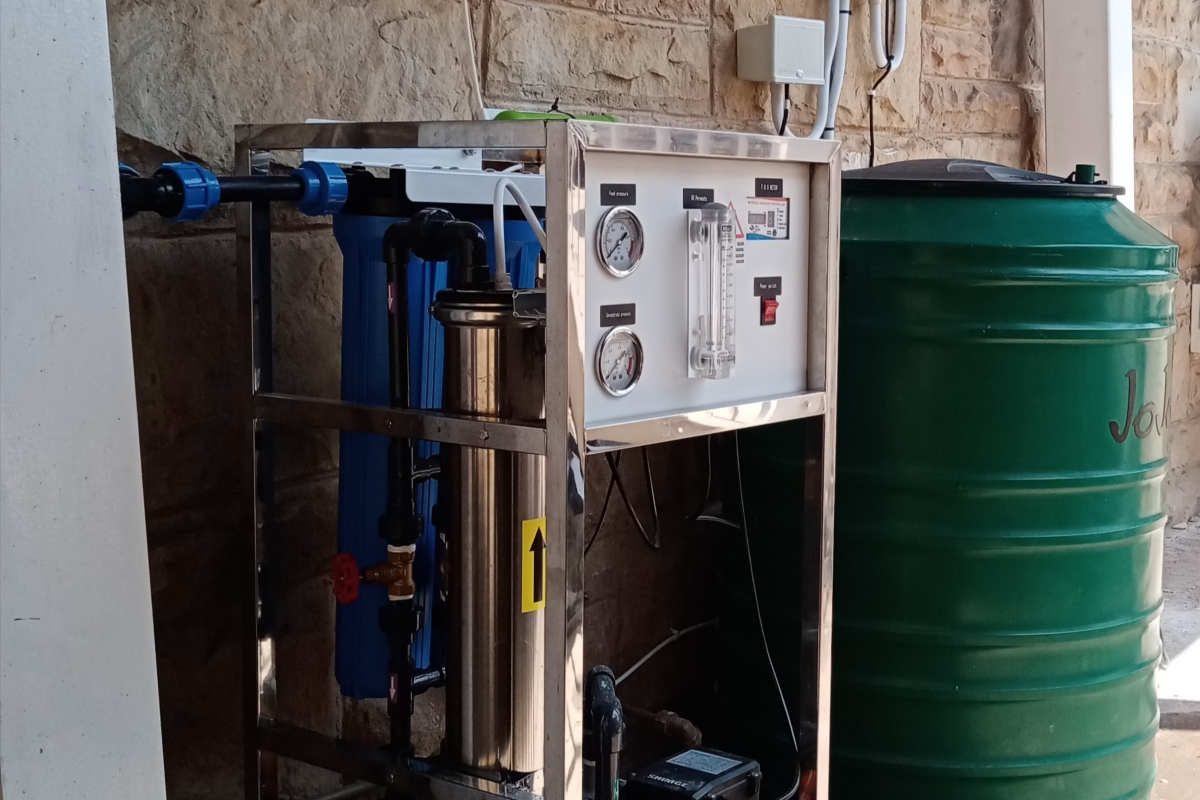 Unveiling mysteries behind saline(salty) borehole water